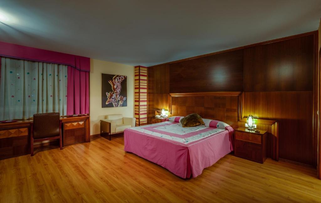 Ciudad De Hotel