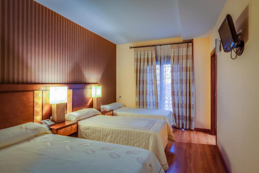 Ciudad De Hotel *